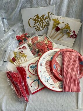 Congrats Nurse Red Disposable Party Set